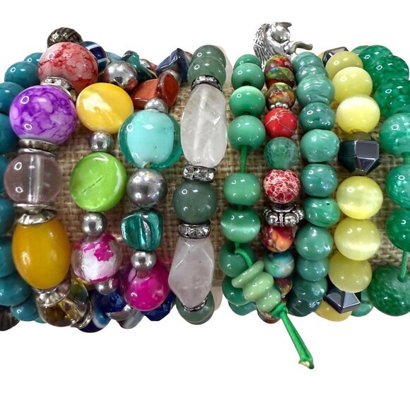 Stretch Bracelet Stack 10 Green Mixed Beads Glass Stone Shell Plastic Wearable - Picture 1 of 10